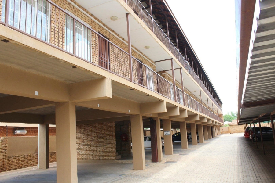 1 Bedroom Property for Sale in Die Bult North West